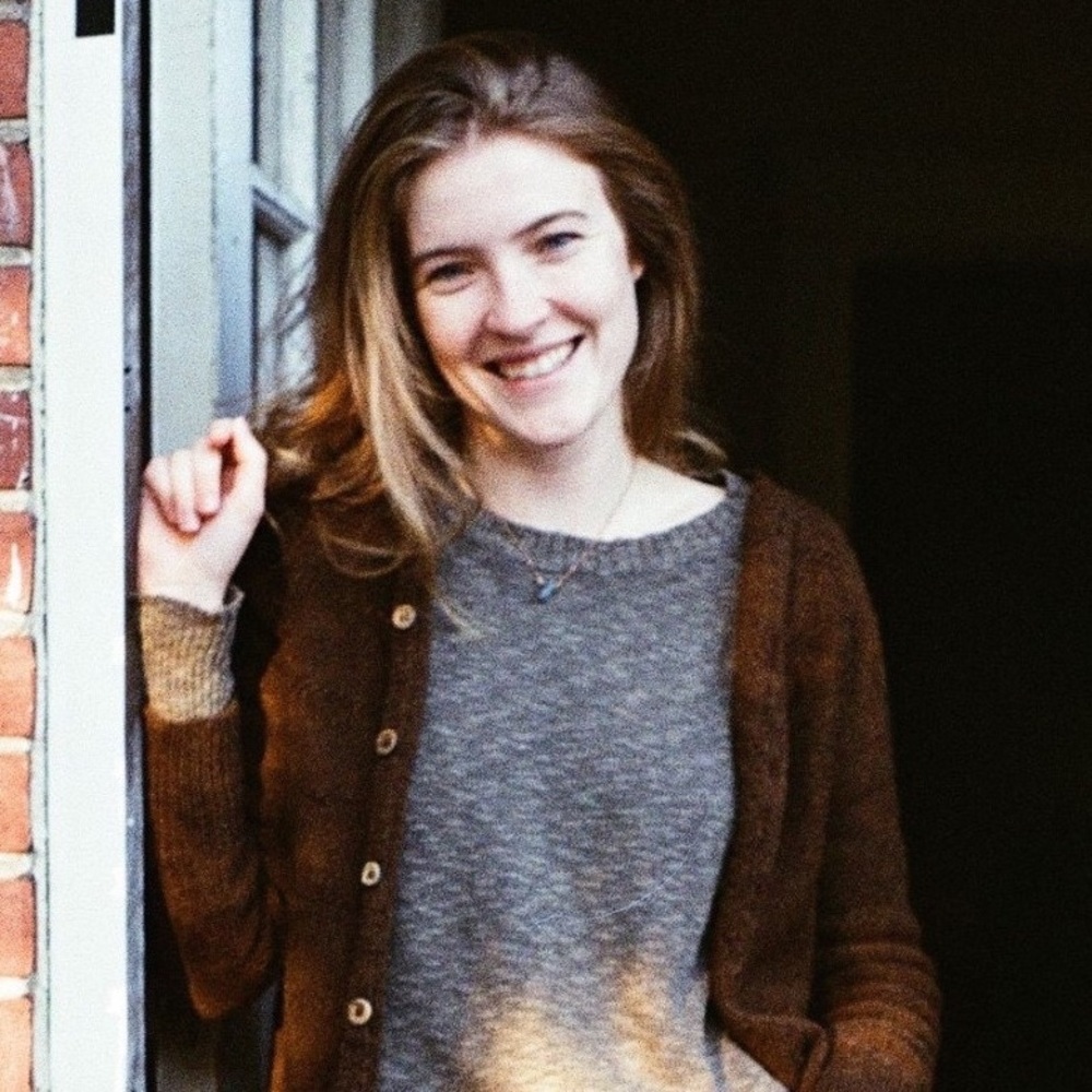 Meet your Posher, Caroline